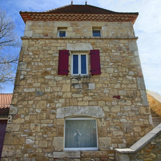  FACTORIMMO : Maison / Villa | PUY-L'EVEQUE (46700) | 185 m2 | 396 500 € 