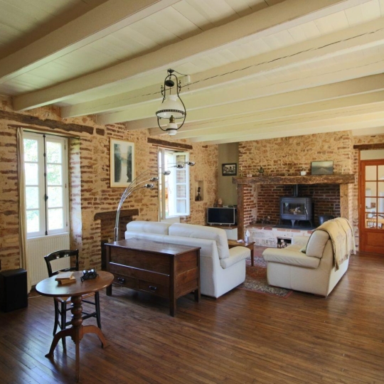  FACTORIMMO : Maison / Villa | PUY-L'EVEQUE (46700) | 240 m2 | 569 000 € 