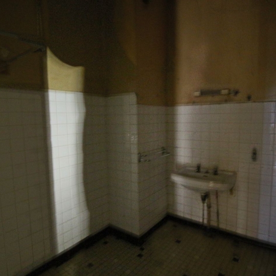  FACTORIMMO : House | PUY-L'EVEQUE (46700) | 300 m2 | 149 800 € 