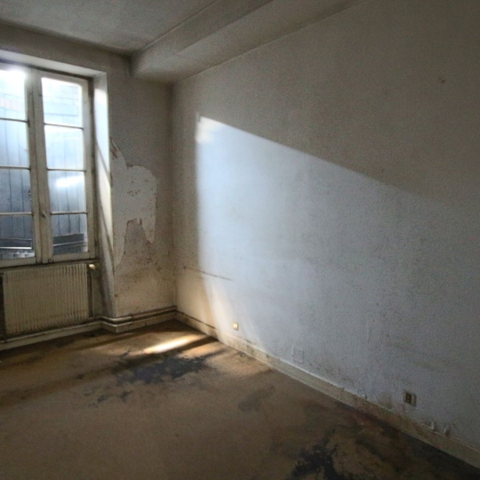  FACTORIMMO : House | PUY-L'EVEQUE (46700) | 300 m2 | 149 800 € 