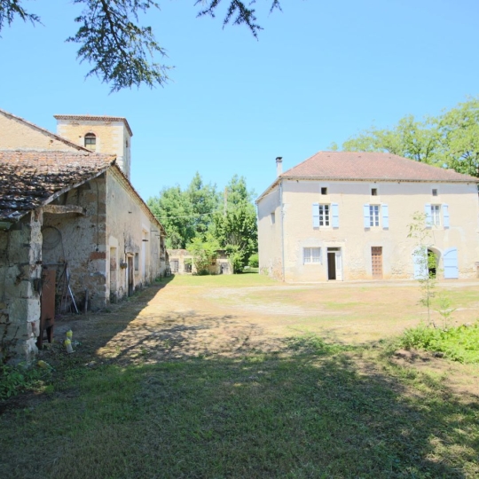  FACTORIMMO : Domain / Estate | PUY-L'EVEQUE (46700) | 160 m2 | 262 000 € 