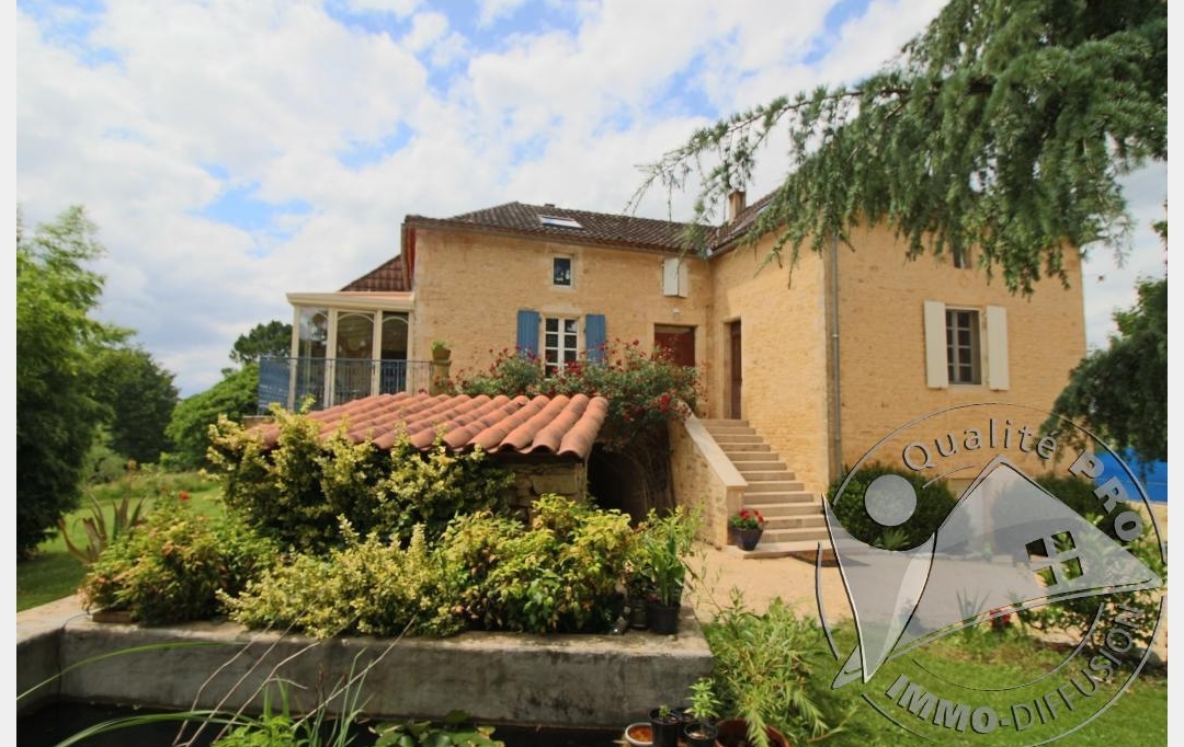 FACTORIMMO : Domain / Estate | PUY-L'EVEQUE (46700) | 400 m2 | 549 000 € 
