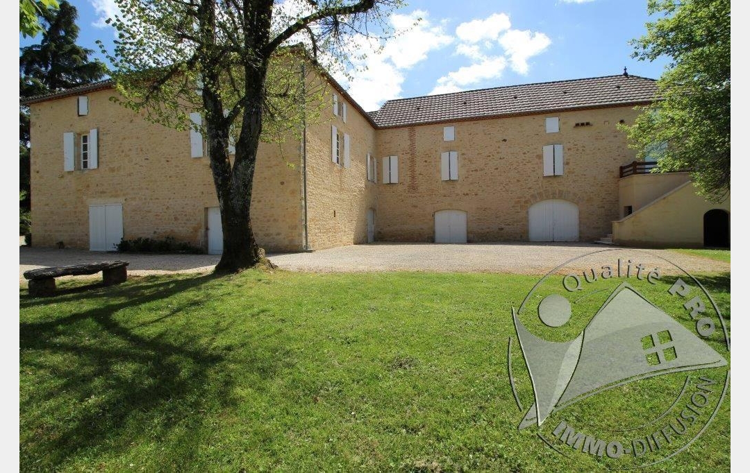 FACTORIMMO : Domaines / Propriétés | PUY-L'EVEQUE (46700) | 400 m2 | 639 000 € 