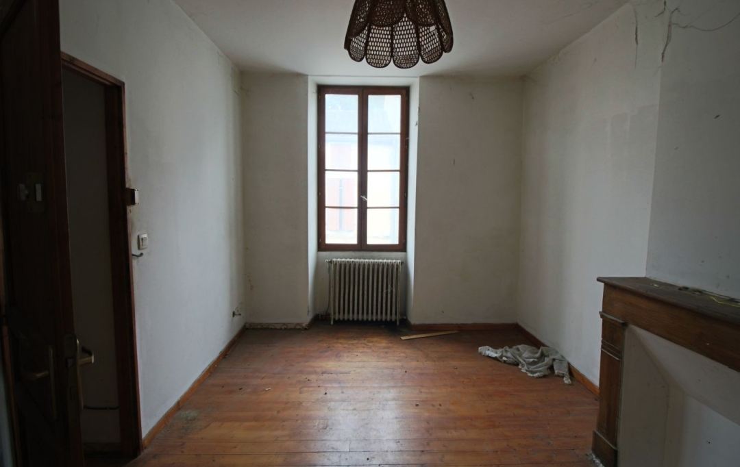 FACTORIMMO : House | PUY-L'EVEQUE (46700) | 187 m2 | 59 950 € 