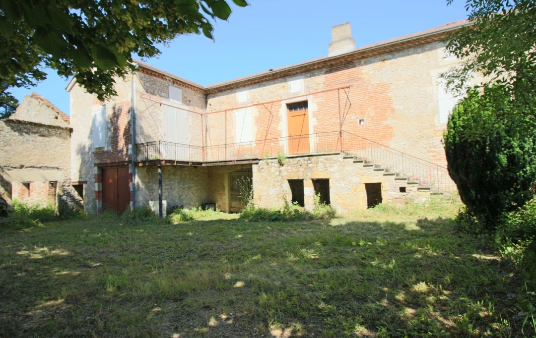 FACTORIMMO : Maison / Villa | PRAYSSAC (46220) | 230 m2 | 212 000 € 