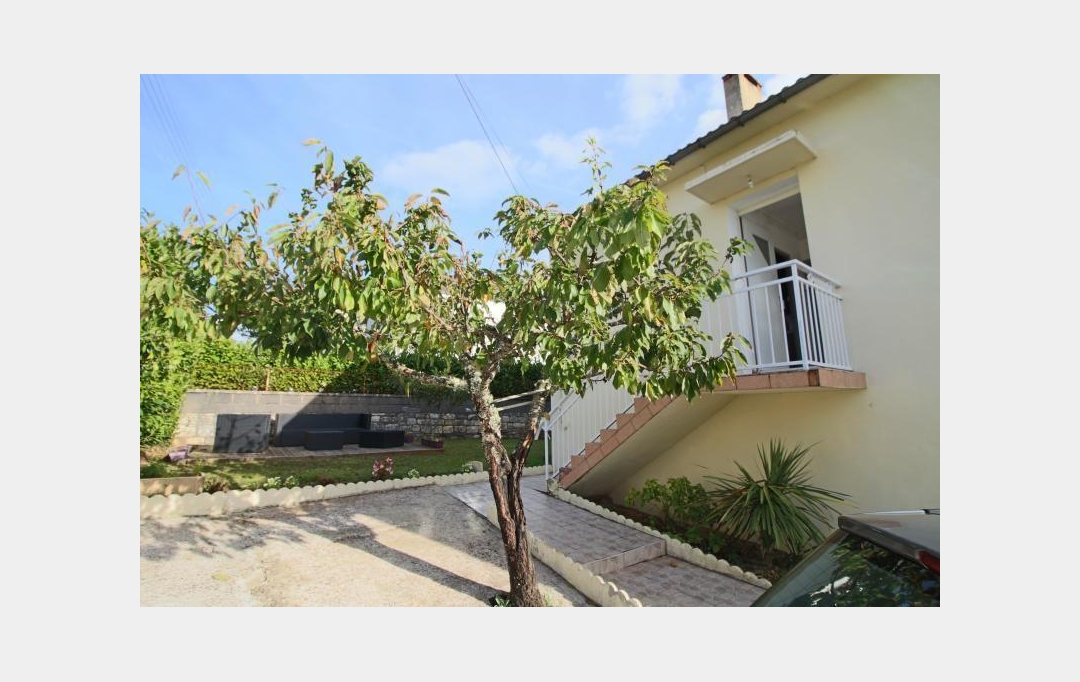 FACTORIMMO : House | PUY-L'EVEQUE (46700) | 90 m2 | 148 000 € 