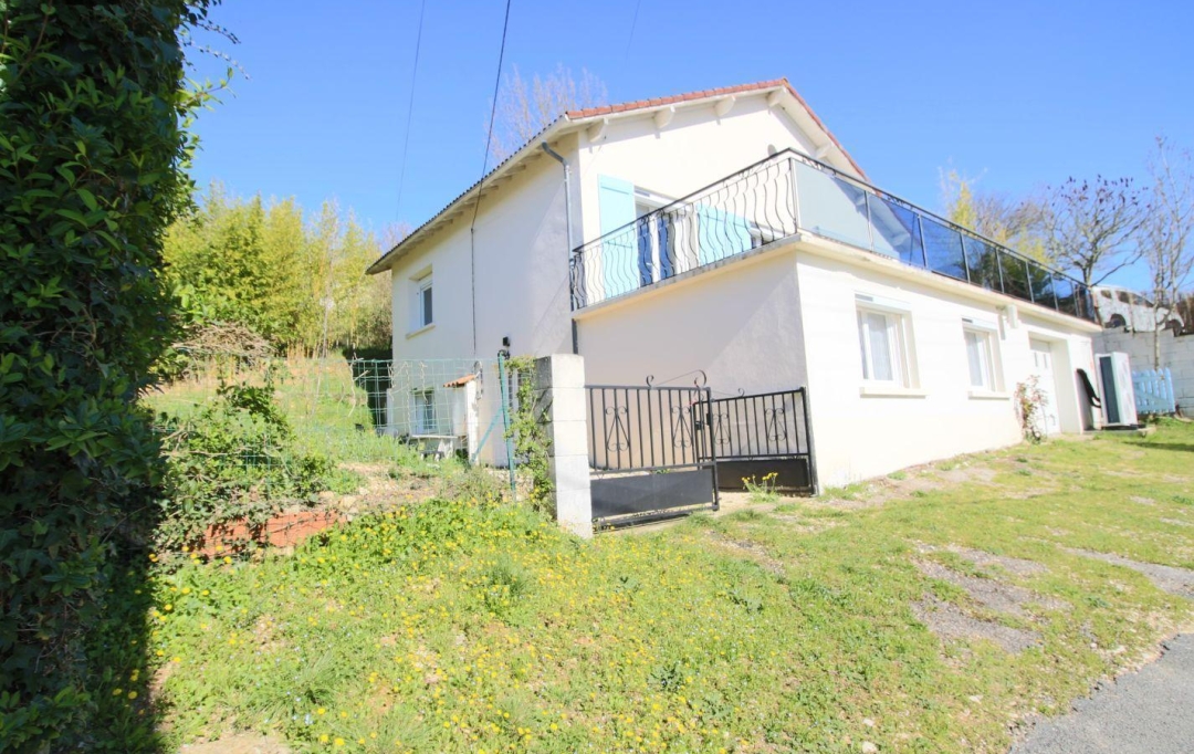FACTORIMMO : House | PUY-L'EVEQUE (46700) | 130 m2 | 189 000 € 