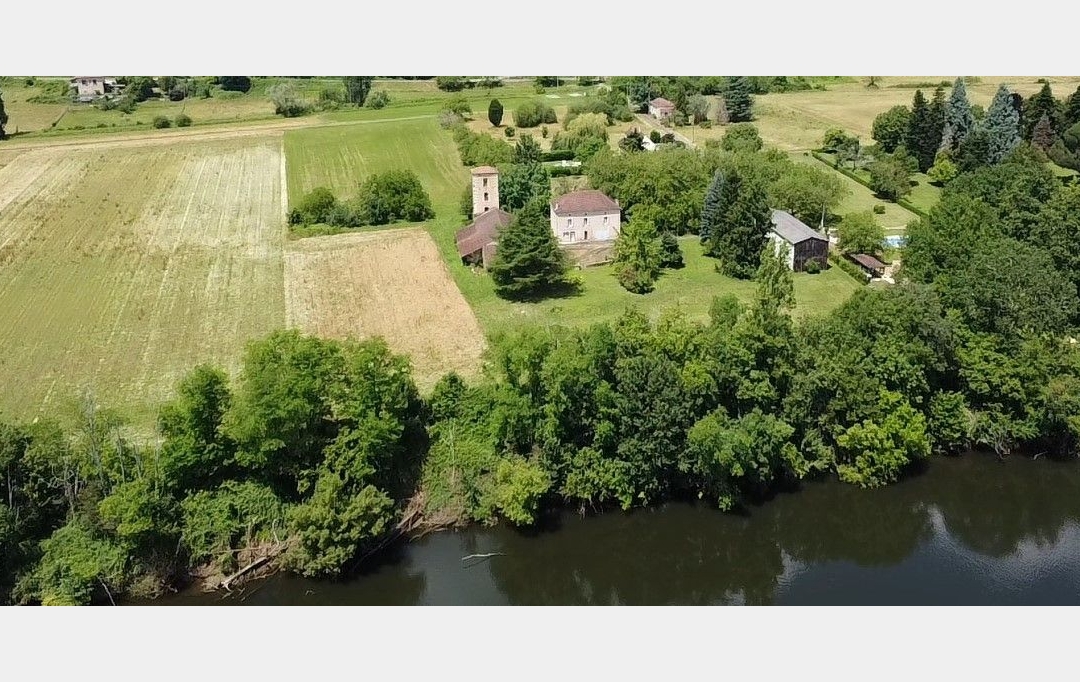 FACTORIMMO : Domain / Estate | PUY-L'EVEQUE (46700) | 160 m2 | 262 000 € 