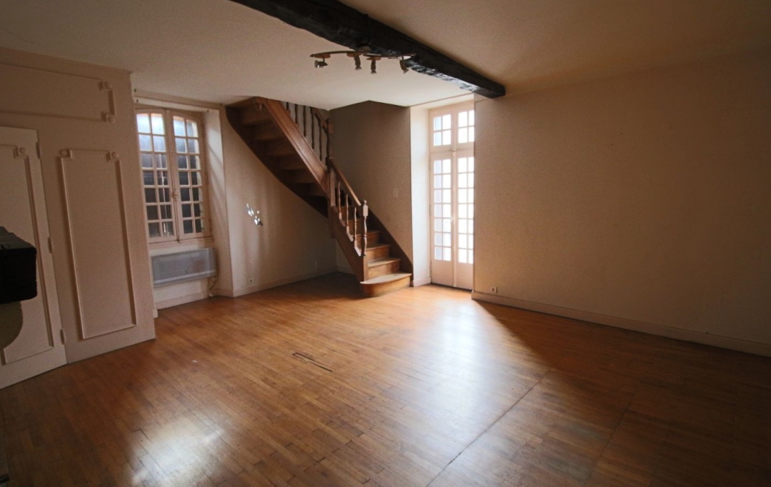 FACTORIMMO : House | PUY-L'EVEQUE (46700) | 260 m2 | 96 300 € 