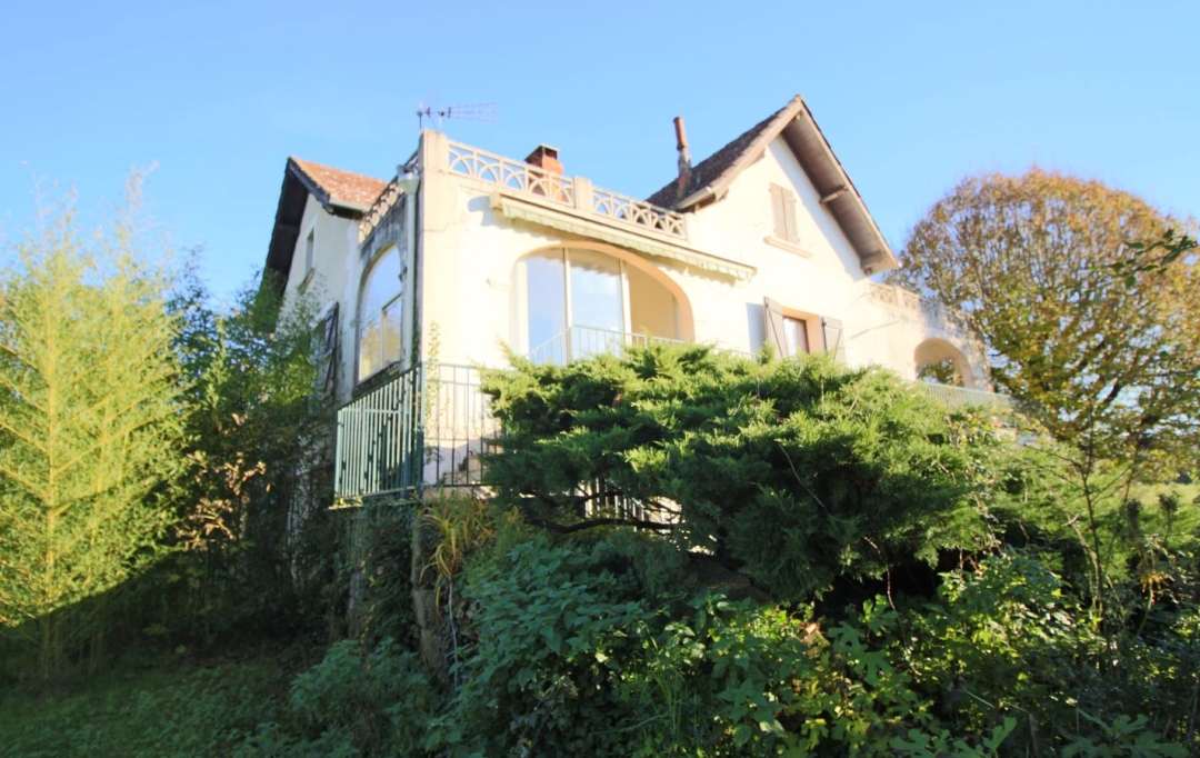 FACTORIMMO : House | PUY-L'EVEQUE (46700) | 160 m2 | 189 000 € 