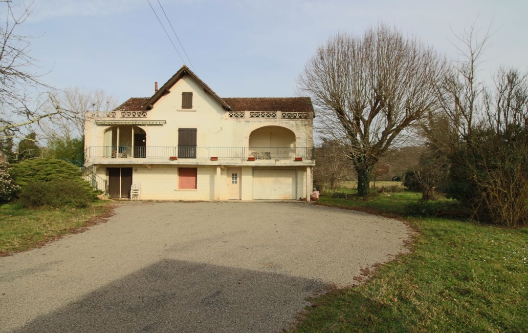 FACTORIMMO : House | PUY-L'EVEQUE (46700) | 160 m2 | 189 000 € 