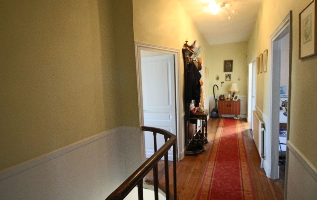 FACTORIMMO : House | PUY-L'EVEQUE (46700) | 160 m2 | 189 000 € 