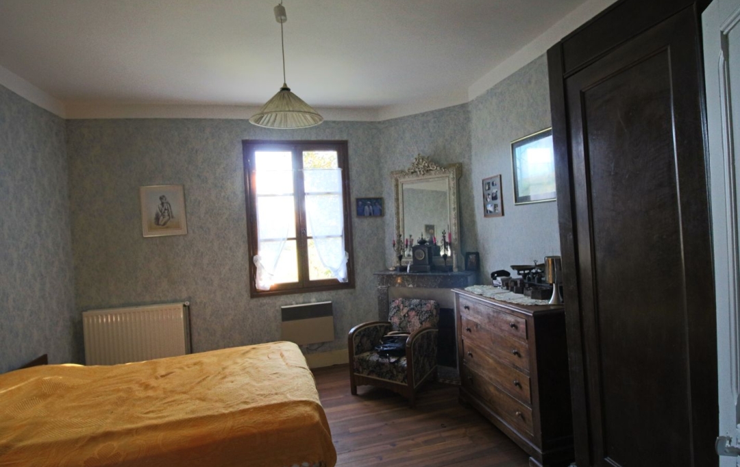 FACTORIMMO : House | PUY-L'EVEQUE (46700) | 160 m2 | 189 000 € 