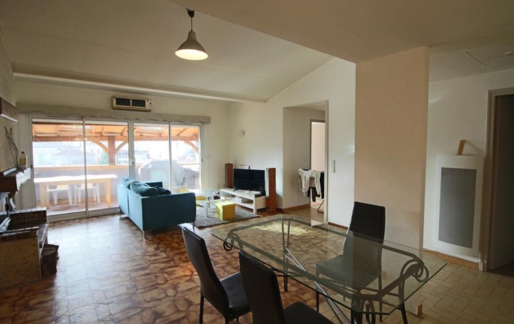 Maison de ville PUY-L'EVEQUE 80 m2 80 000 € Maison de ville PUY-L'EVEQUE 80 m2 80 000 €