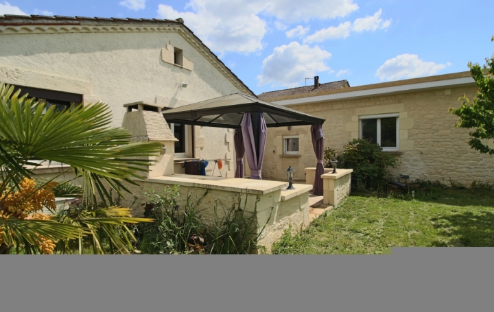 Maison PUY-L'EVEQUE 118 m2 189 000 € Maison PUY-L'EVEQUE 118 m2 189 000 €