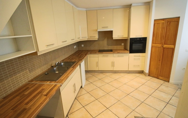 Maison PUY-L'EVEQUE 63 m2 72 700 € Maison PUY-L'EVEQUE 63 m2 72 700 €