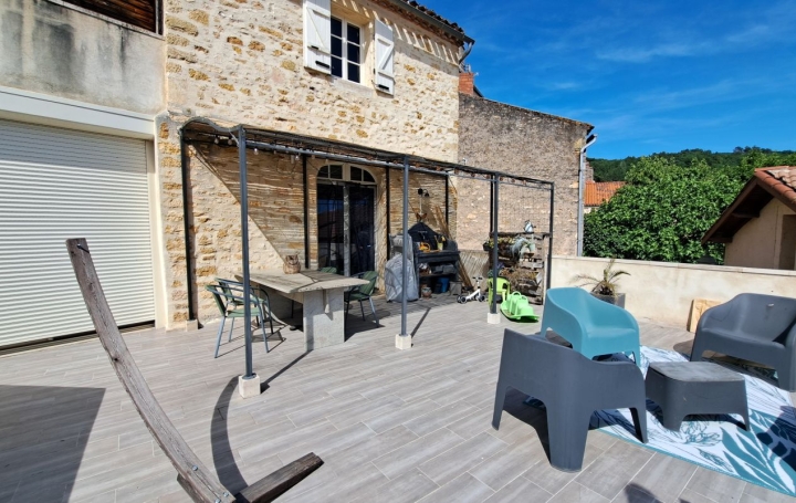 Maison   PUY-L'EVEQUE  220 m2 172 000 € 